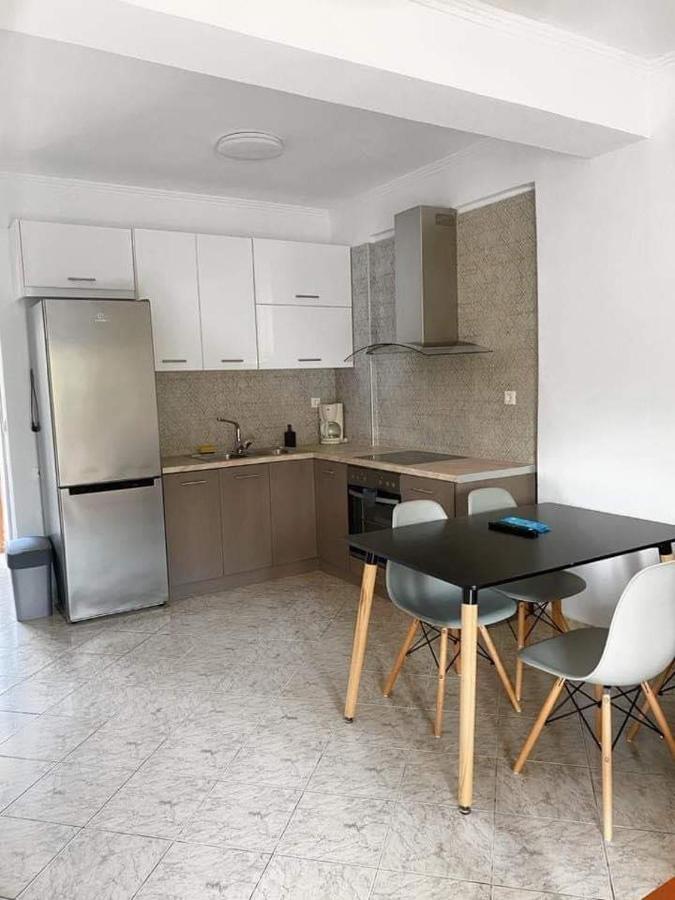 Chris Apartment วาซีลีกี ภายนอก รูปภาพ